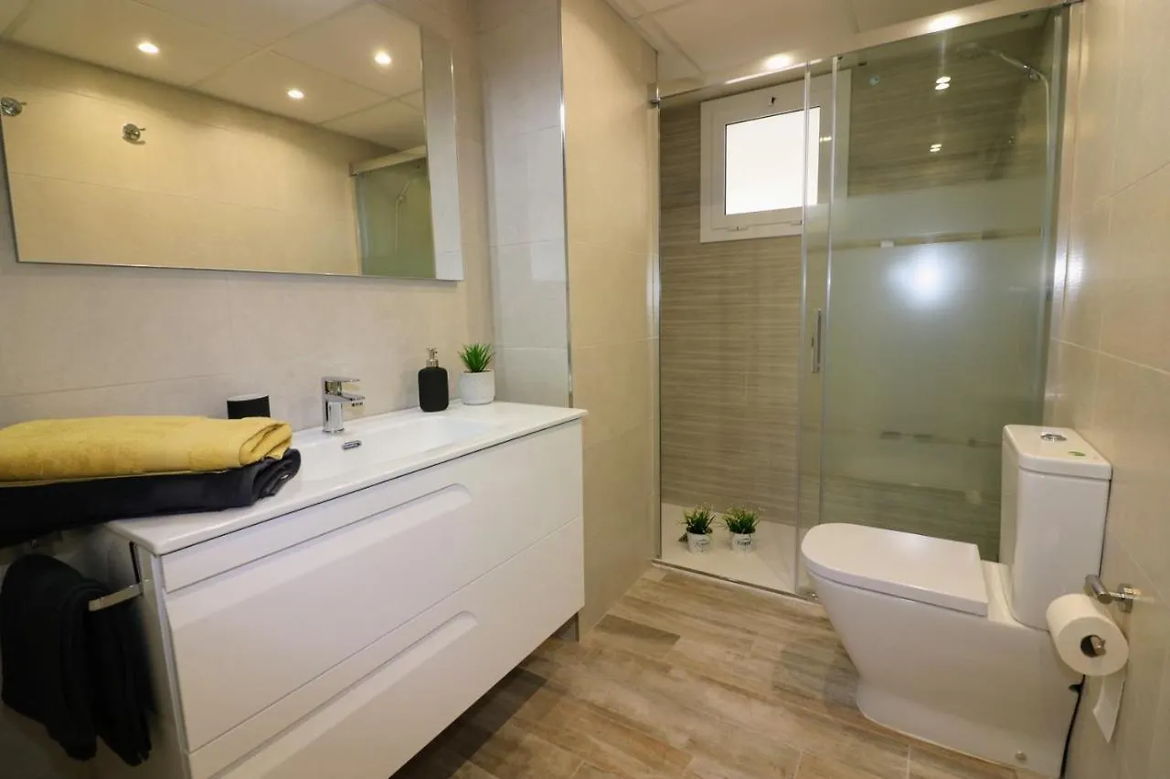 Saloutrip - Center Apartment 0*, Salou Spain
