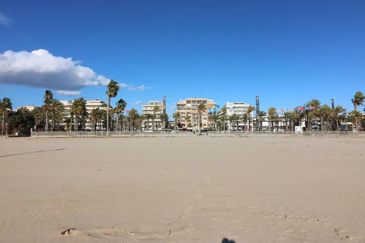 Saloutrip - Center Apartment 0*, Salou Spain